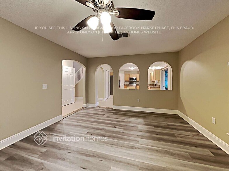 Building Photo - 3205 White Blossom Ln