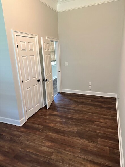 Bedroom 2 - 4493 Winn St