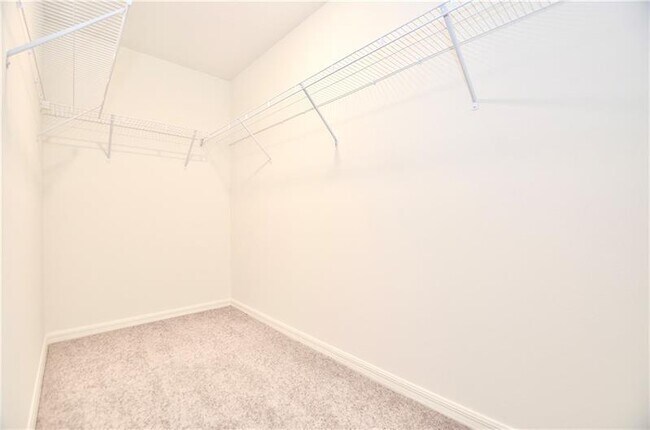 Building Photo - 1426 SW Merchant Ln