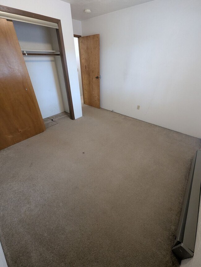 Building Photo - 136