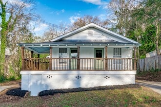 Building Photo - Cozy Home in Columbia's Downtown Core - Unit A