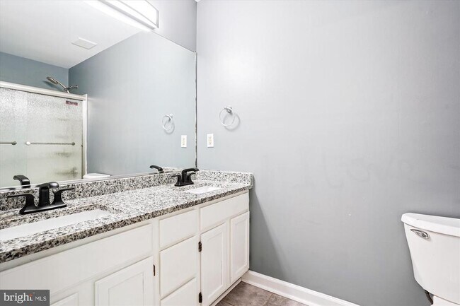 Building Photo - 6219 Forest Grove Dr
