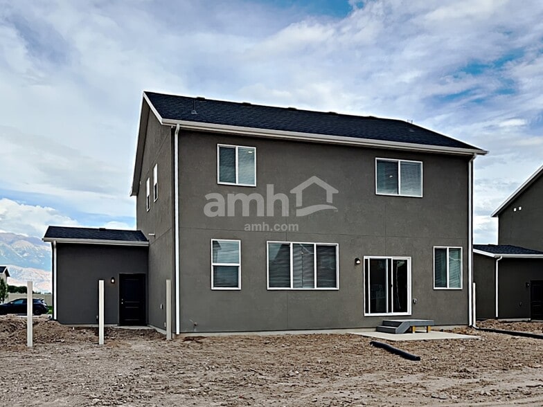 Building Photo - 211 Allen Ln