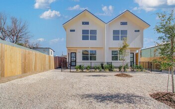 Building Photo - 1508 McKee St