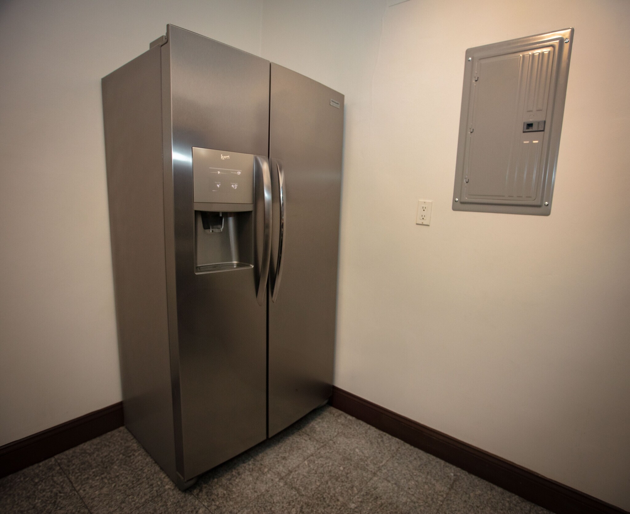 Building Photo - 86 Edgewood Ave