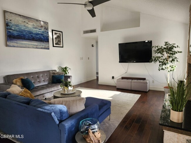 Building Photo - 6613 Imperial Ridge Dr