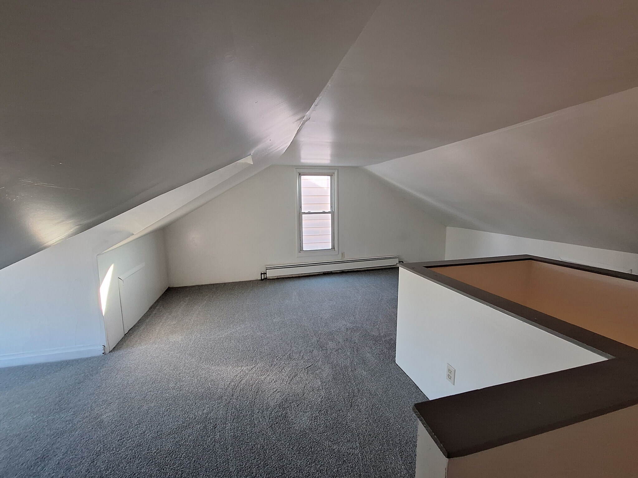 Building Photo - 822 McLain St