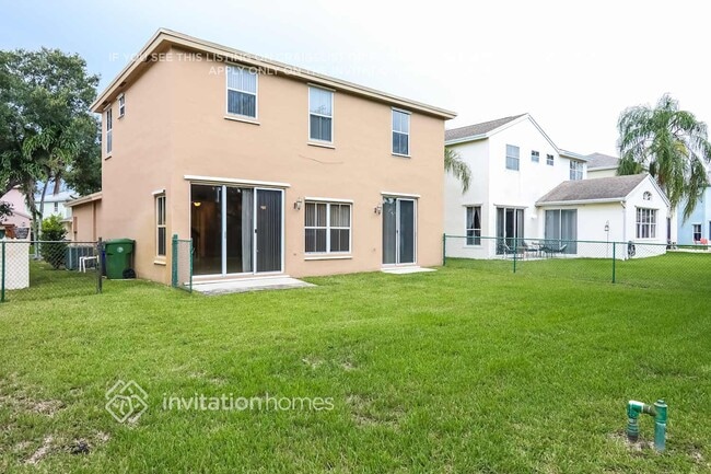 Building Photo - 141 NW 207th Ave