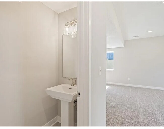 Building Photo - 3545 Corbin Dr