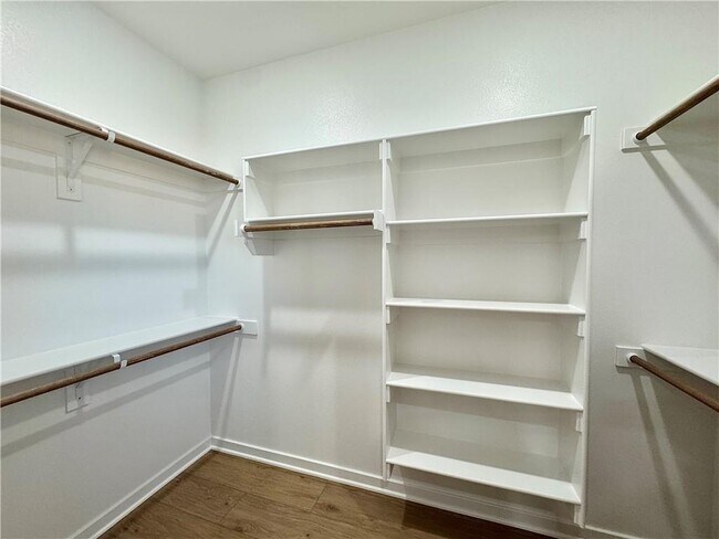 Building Photo - 5900 SW Desert Ave