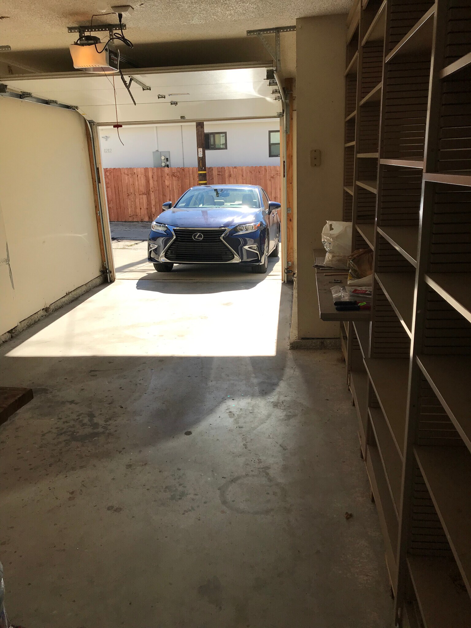 Large garage - 1209 Robinson Ave