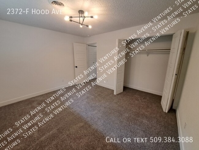 Building Photo - 2372 Hood Ave