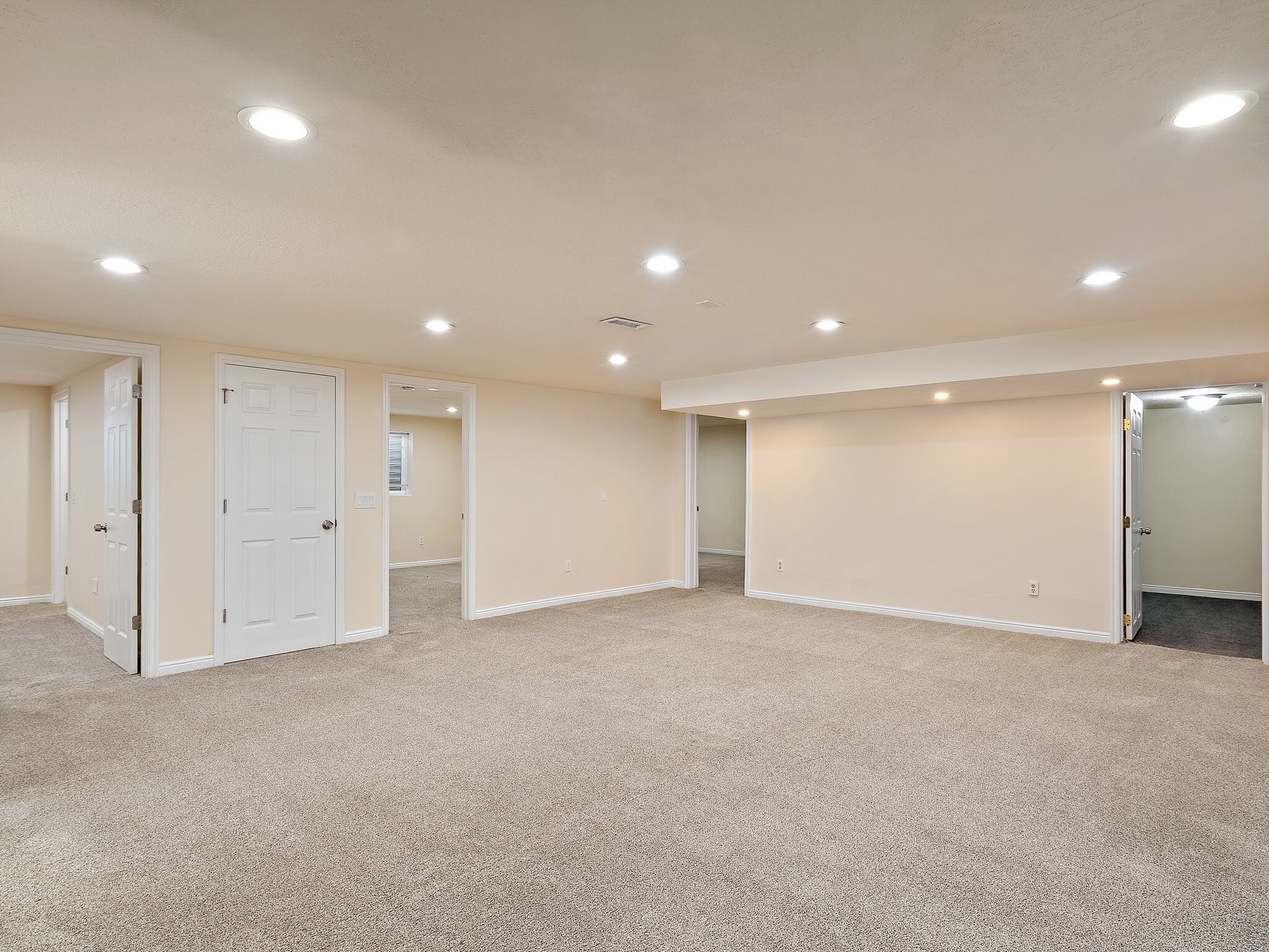 Building Photo - 6438 Tamra Dr