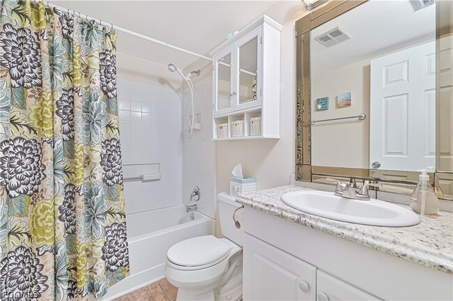 Building Photo - 5445 Peppertree Dr