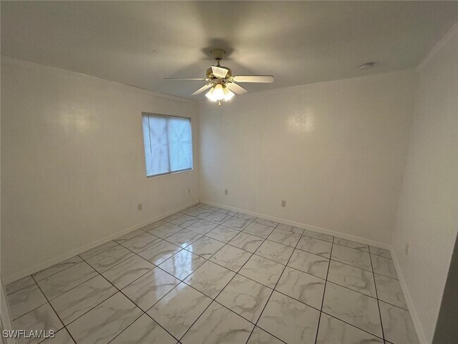 Building Photo - 2937 Winkler Ave