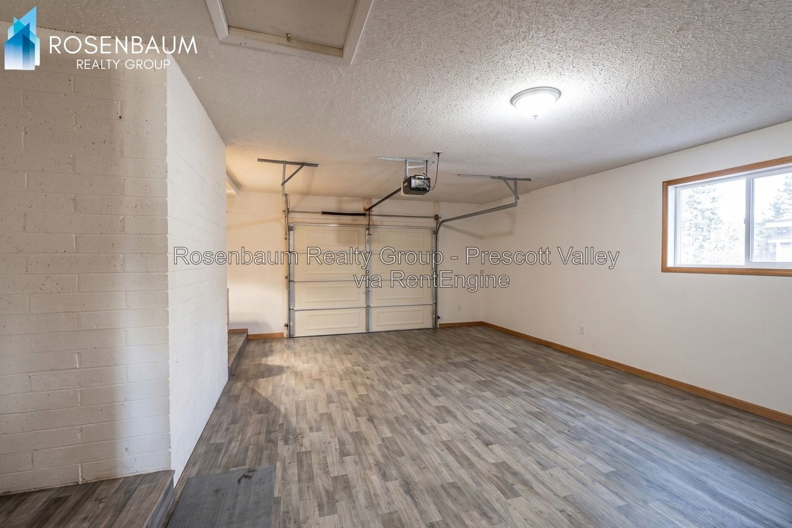 Building Photo - 11286 Western Sunset Dr