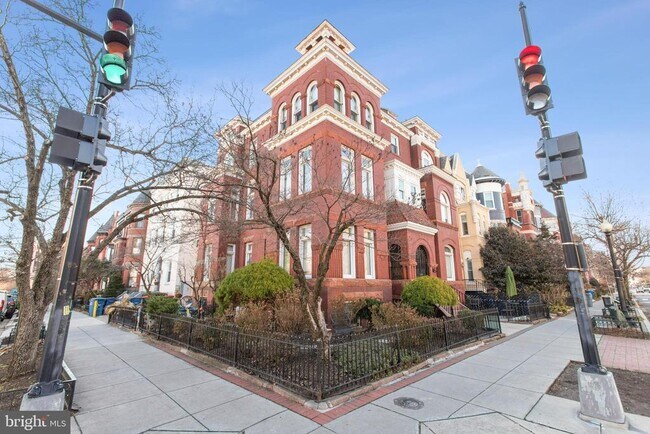 Building Photo - 1755 18th St NW