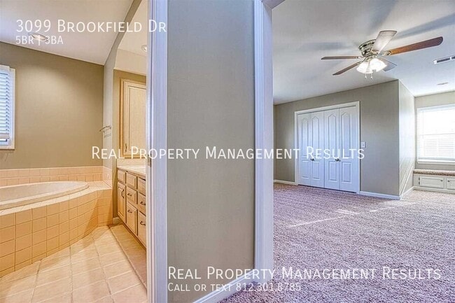 Building Photo - 3099 Brookfield Dr