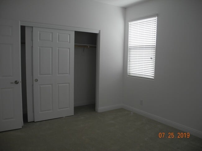 Building Photo - 1051 Whitworth Ave