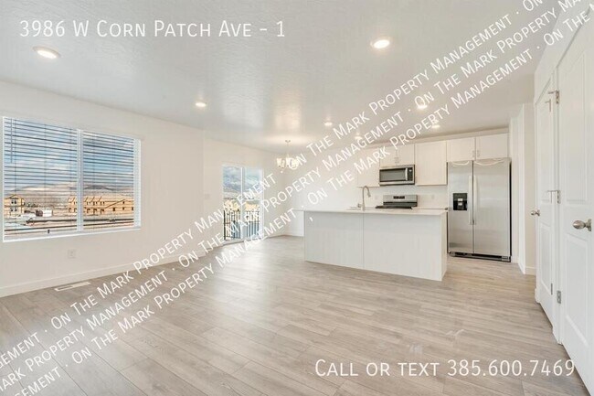 Building Photo - 3986 W Corn Patch Ave