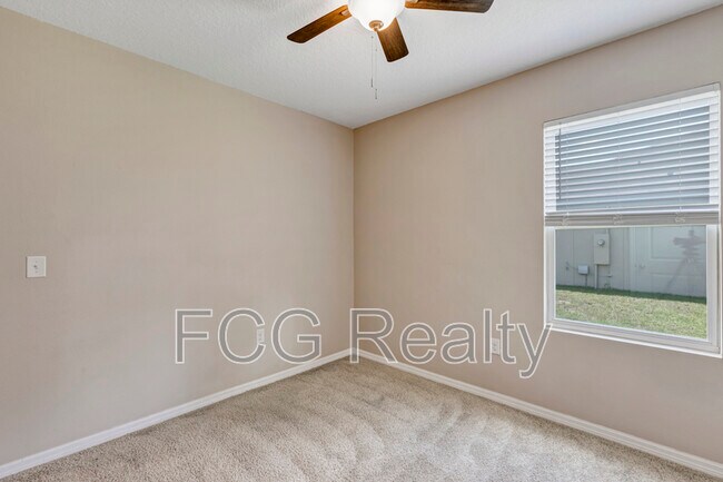 Building Photo - 72 Hickory Crse