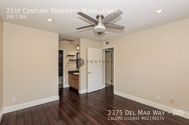 Building Photo - 2375 Del Mar Way