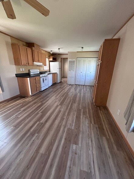 Building Photo - 4 Fawn Hl