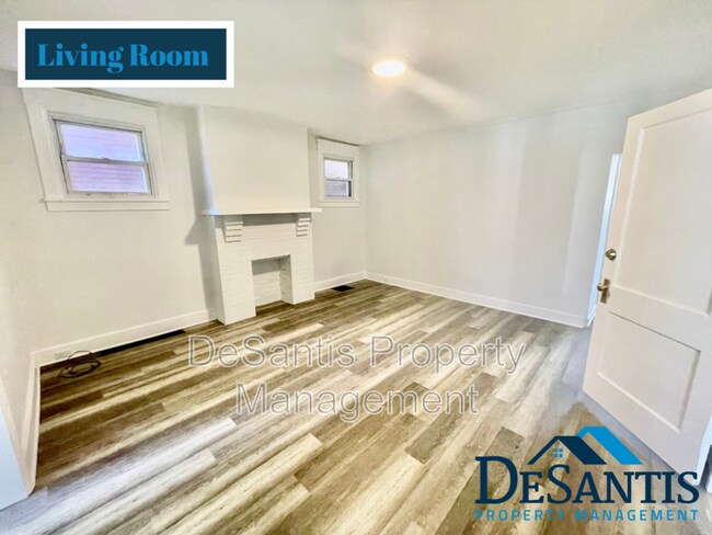 Building Photo - 527 Halsey Ave