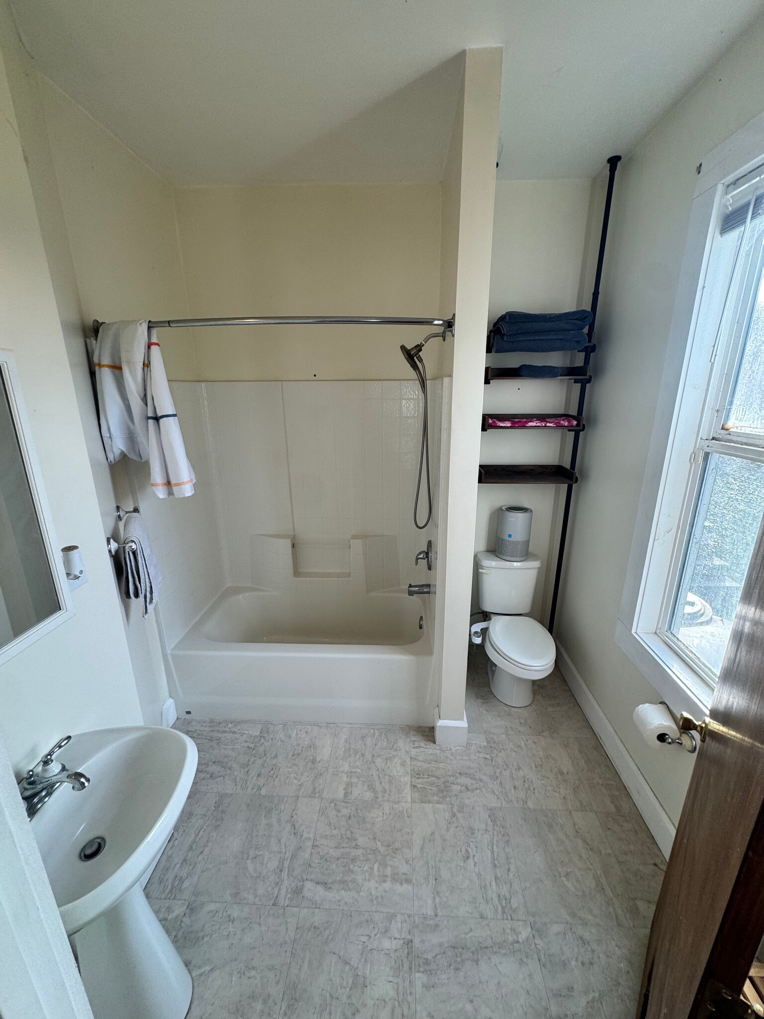 Master bedroom's bathroom - 2736 McDermott St