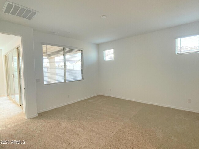 Building Photo - 13310 W Dale Ln