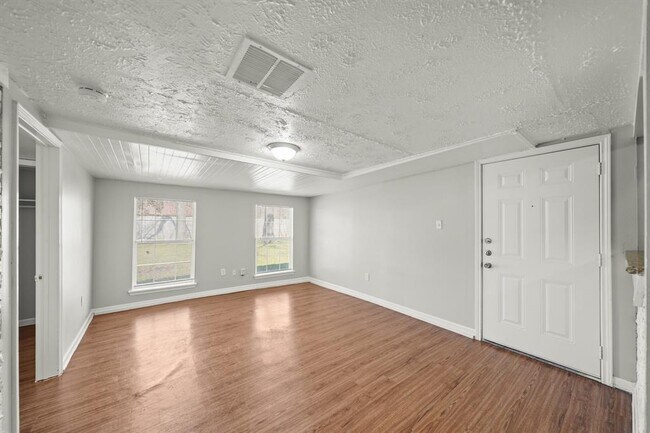 Building Photo - 9315 Laura Koppe Rd