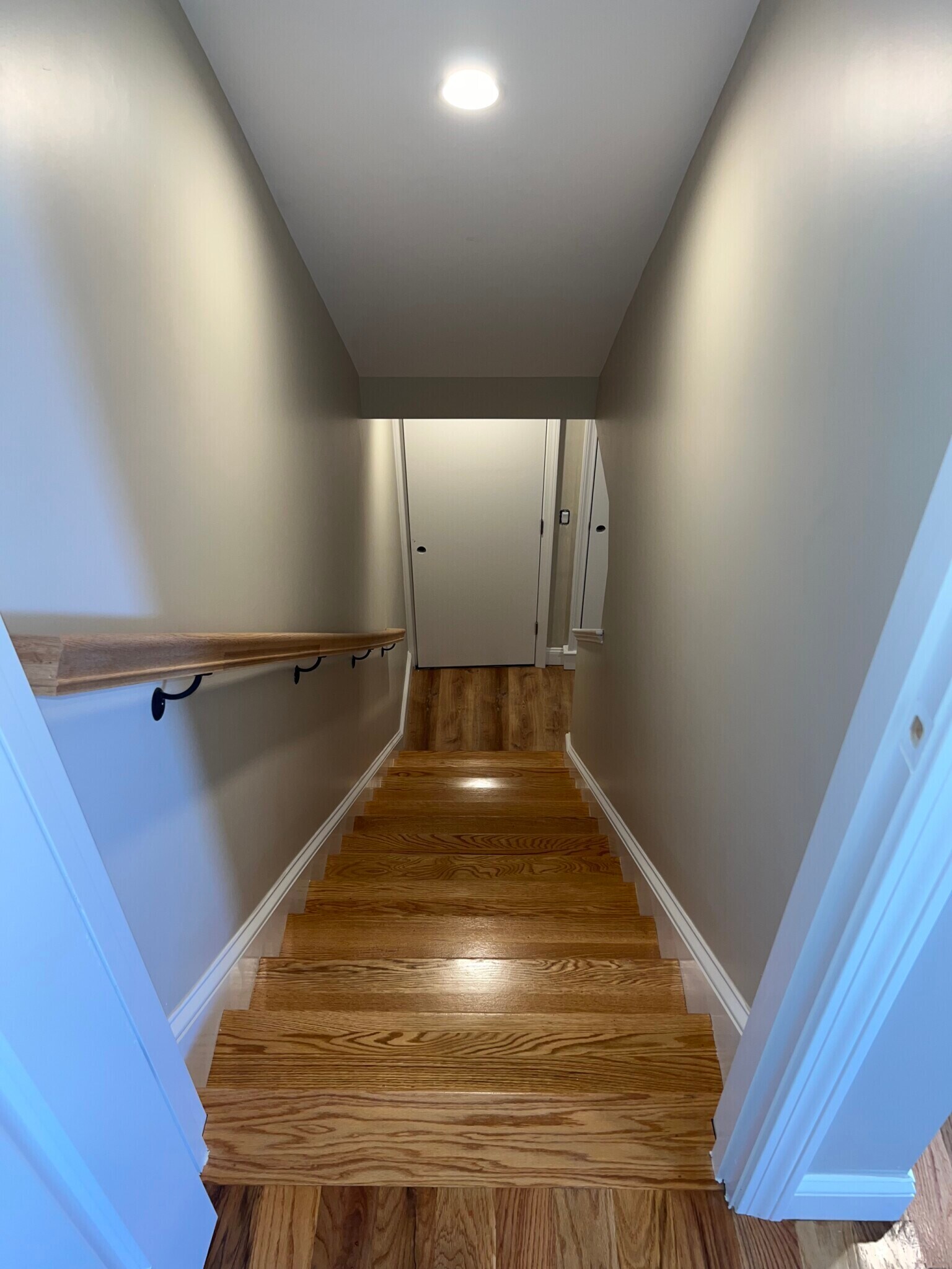 Building Photo - 11 Garfield Ave