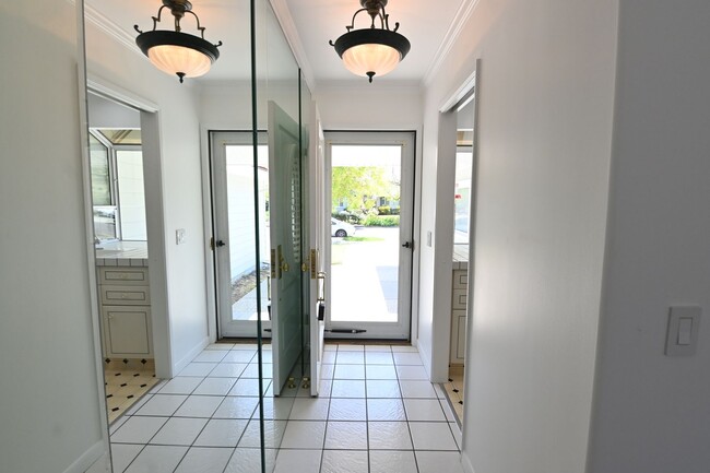 Building Photo - West SJ Beauty, Pool & Spa, 2/2 SFR