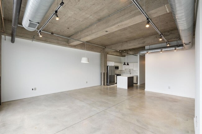 Building Photo - 901 N 3rd St