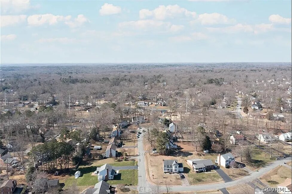 Building Photo - 7209 Apple Orchard Rd