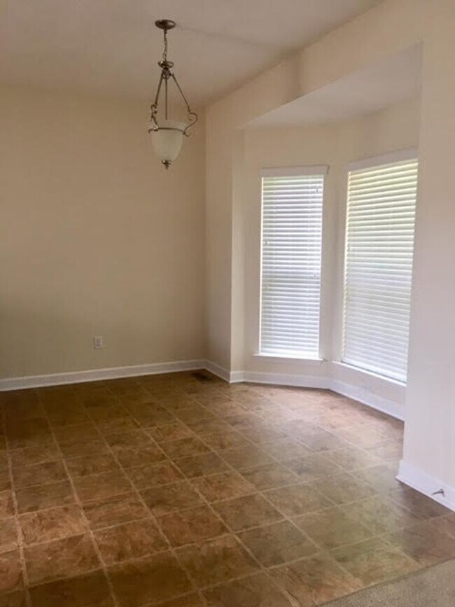 Building Photo - CANE RIDGE MOVE IN SPECIAL - FIRST MONTH F...