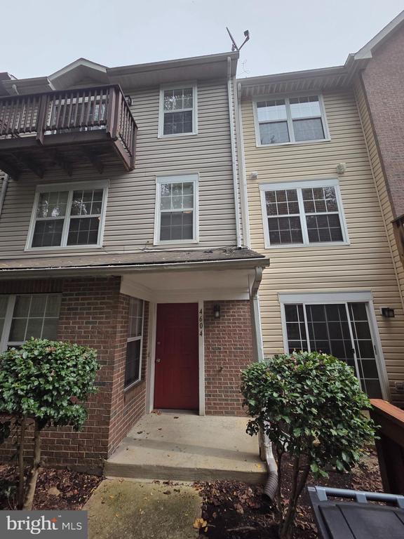 Building Photo - 4604 Deepwood Ct