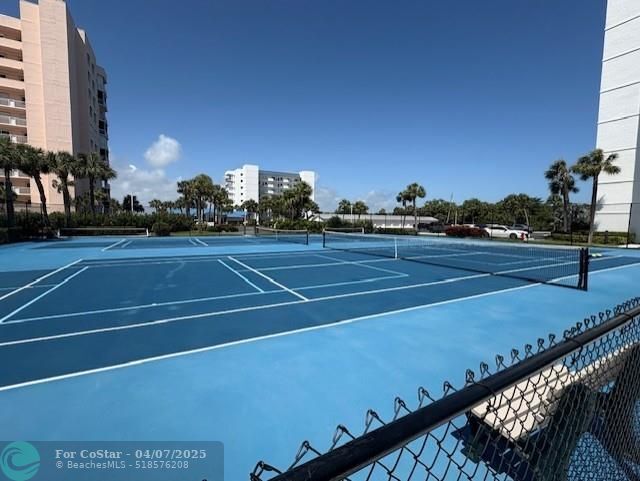 Building Photo - 5151 N Hwy A1A