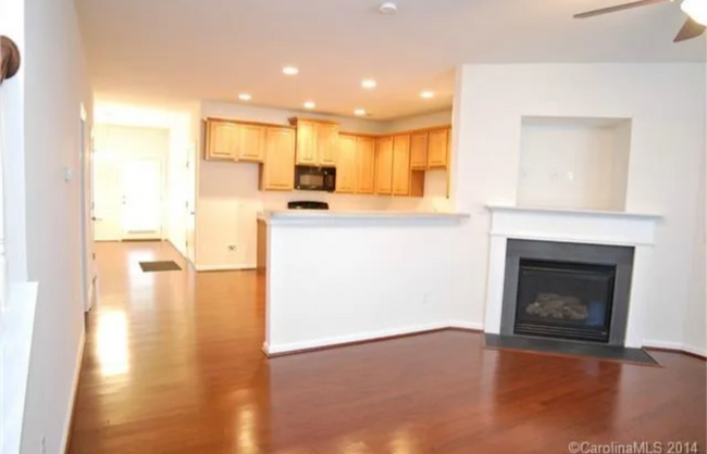 Building Photo - 5699 Stafford Rd