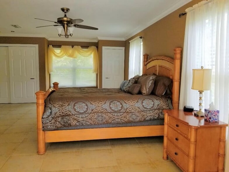 Building Photo - 8280 Ibis St