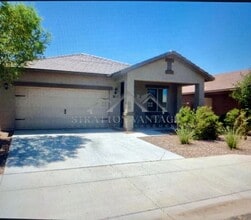 Building Photo - 24531 W Mobile Ln