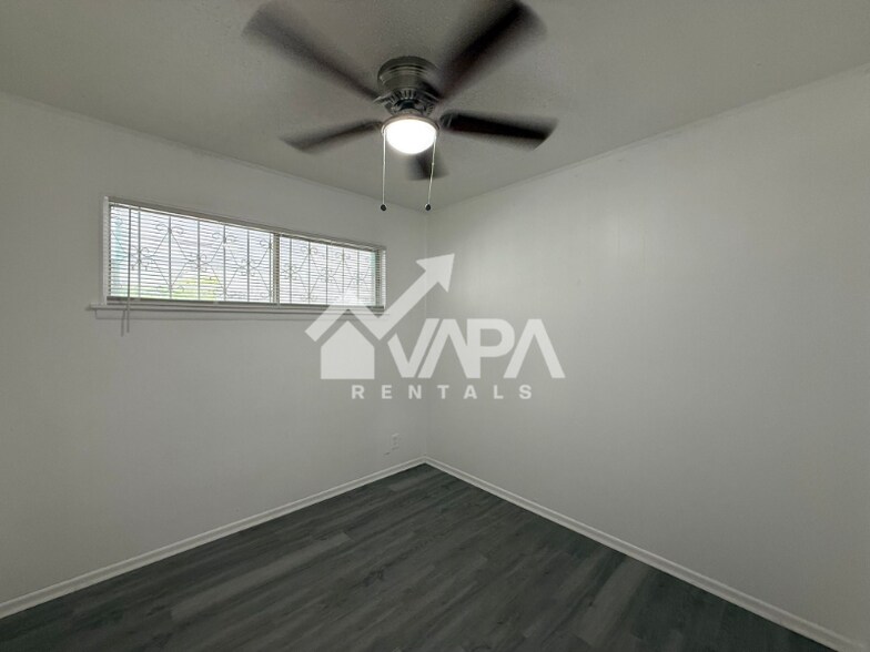 Building Photo - 7802 Quirt Dr