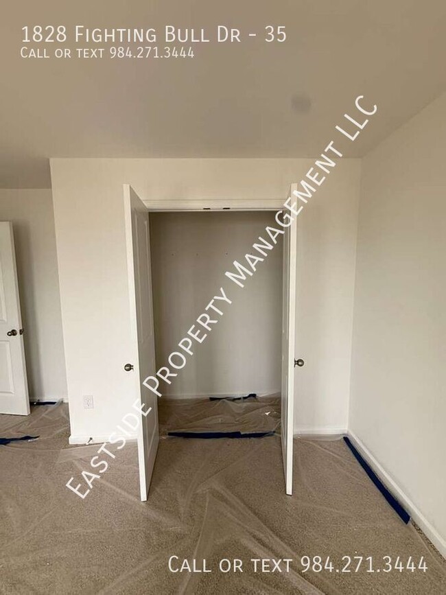 Building Photo - 1828 Fighting Bull Dr