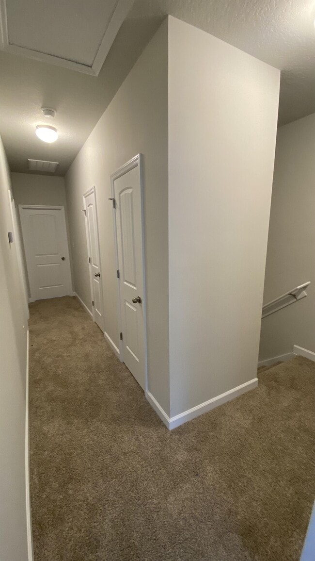 Building Photo - 304 Otis Cv Ln