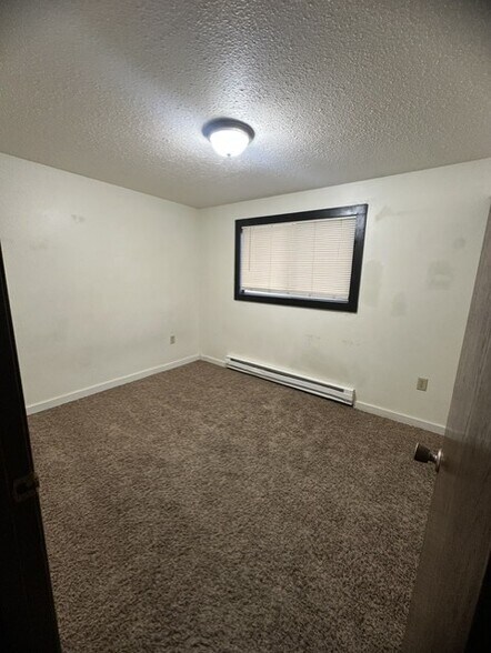 Building Photo - 2001 19th Ave W