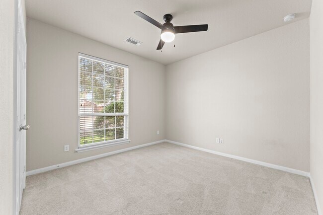 Building Photo - 21127 Gladys Yoakum Dr