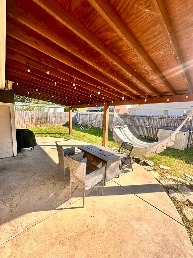 Building Photo - 3420 Crisoforo Dr