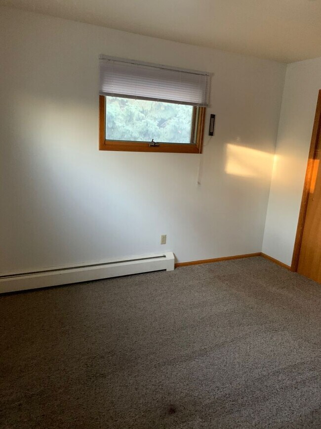 Building Photo - 601/603 9th St NW