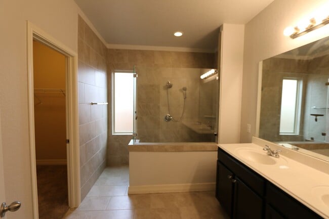 Building Photo - 13018 Bunkhouse