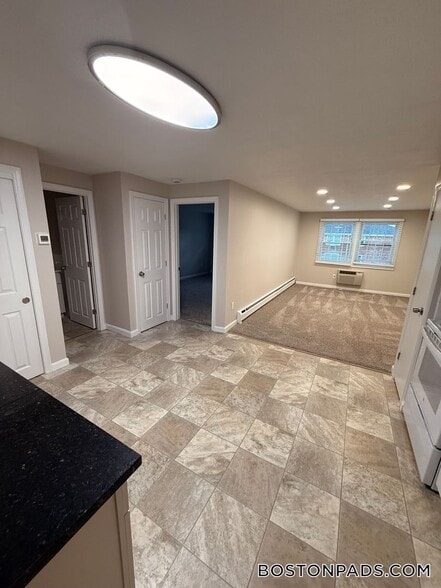 Building Photo - 36 Ridgewood Ln